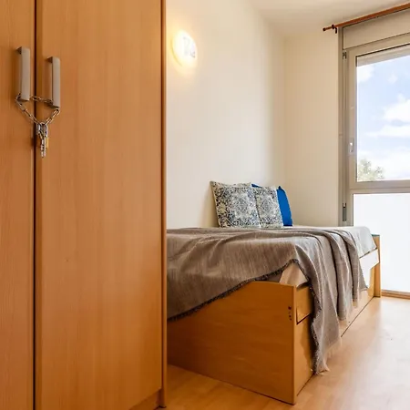Viena 13 By Interhome *